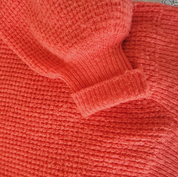 Cardigan - Picture 4 of 8